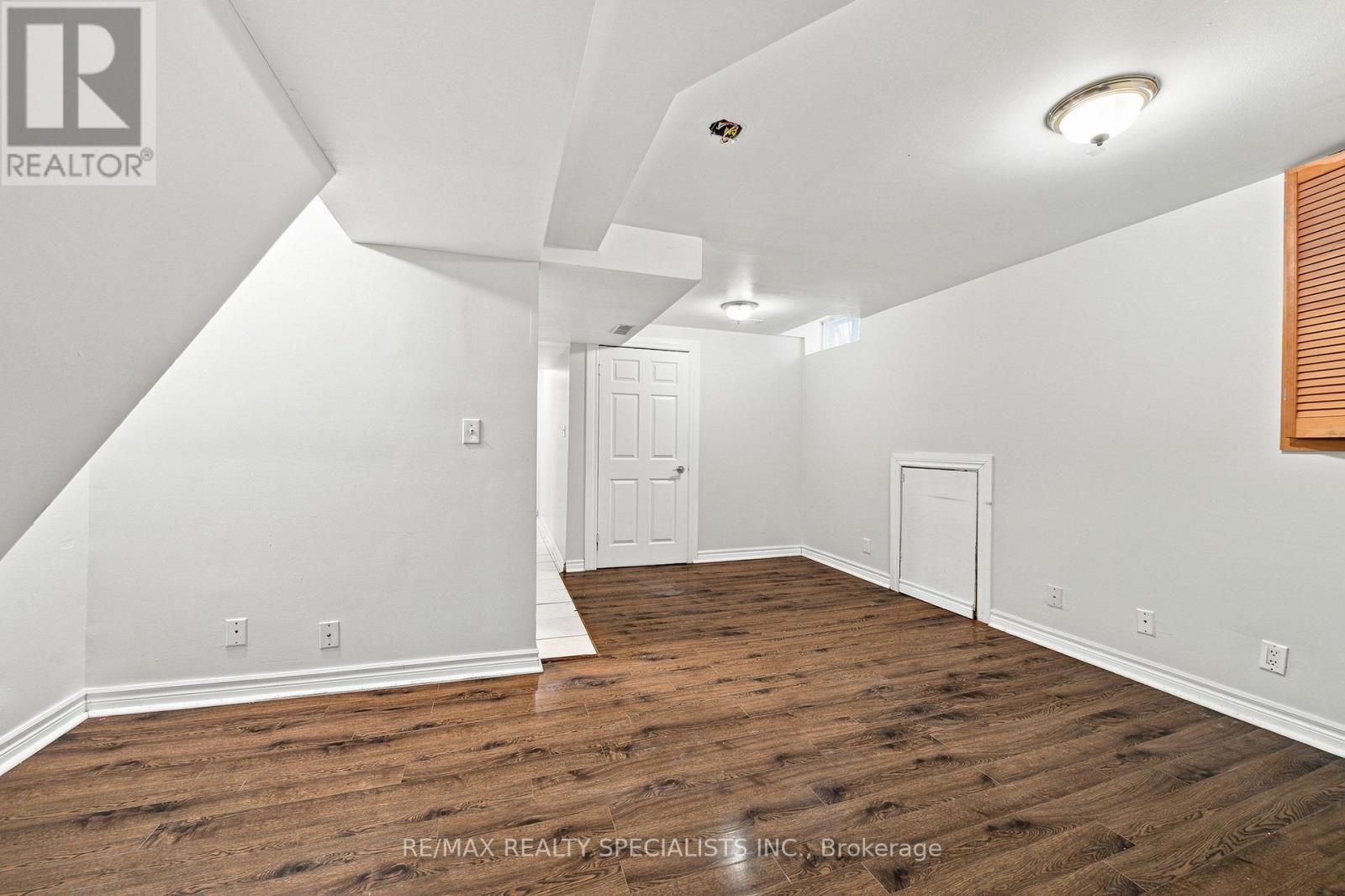 45 CLOVER BLOOM ROAD - 36