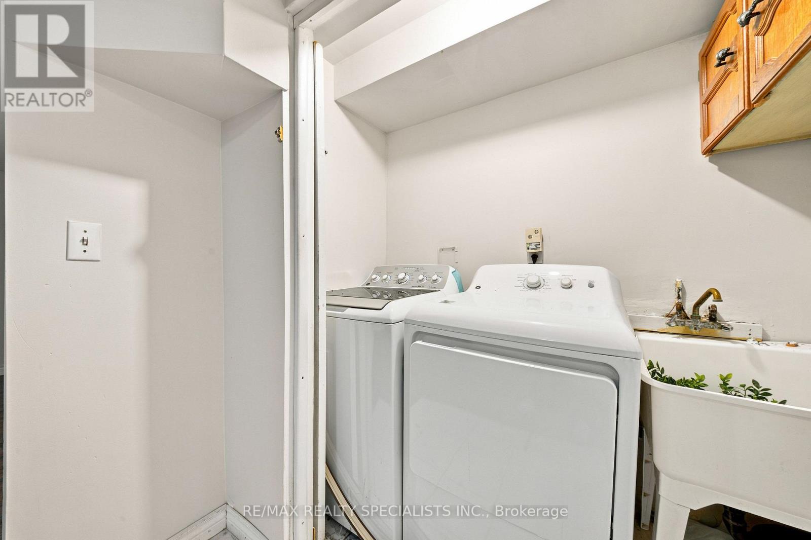 45 CLOVER BLOOM ROAD - 37