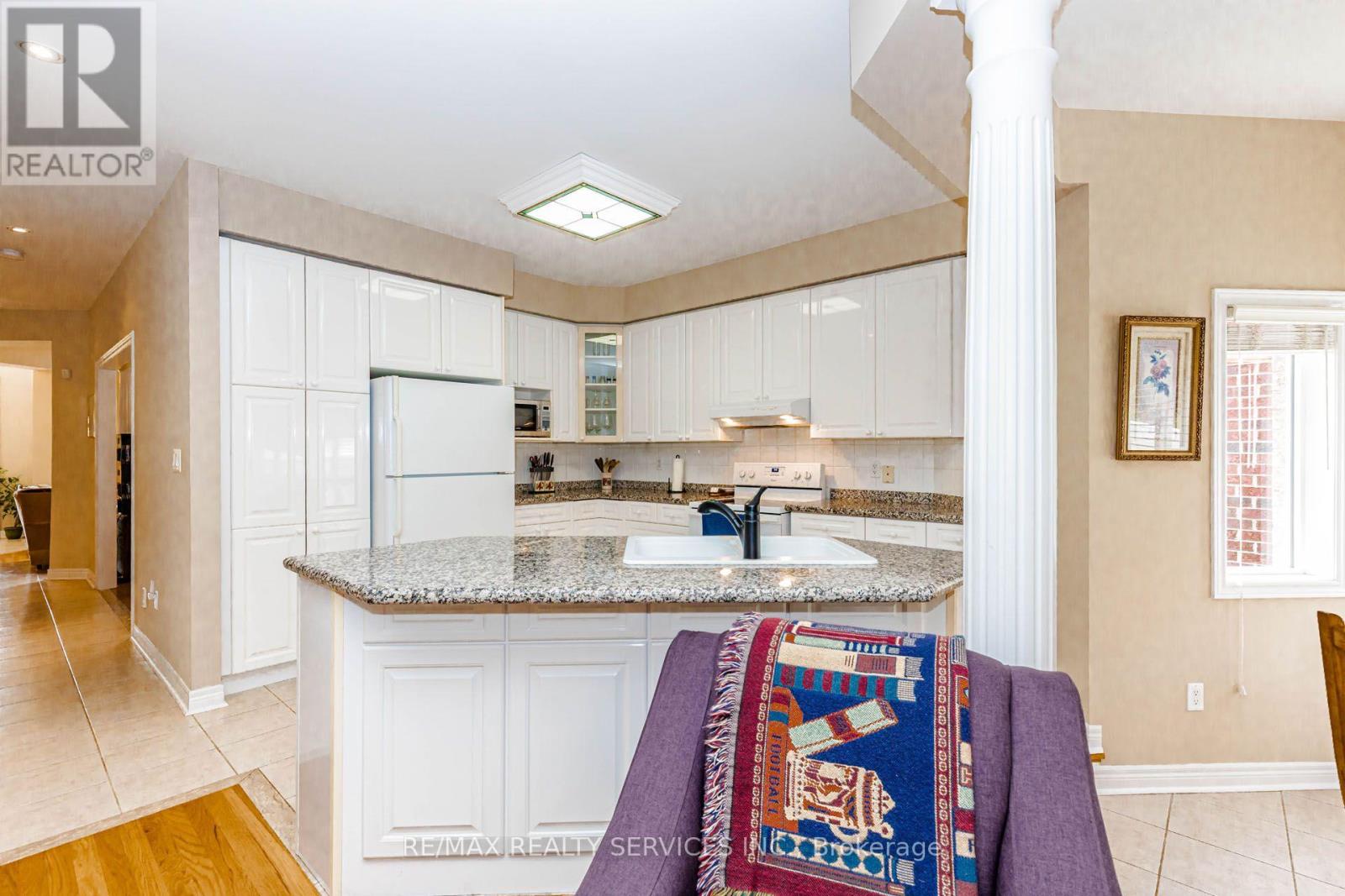 128 VALLEYWOOD BOULEVARD - 14
