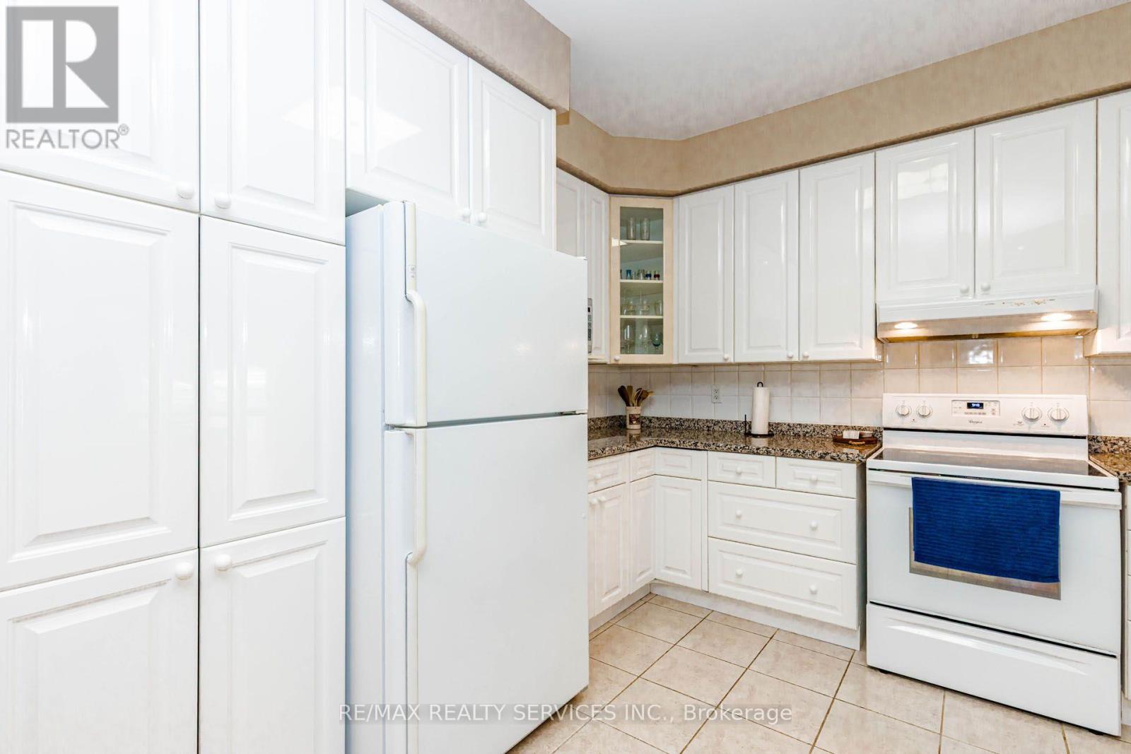 128 VALLEYWOOD BOULEVARD - 16