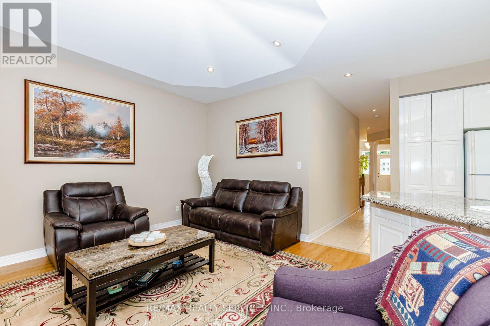 128 VALLEYWOOD BOULEVARD - 24