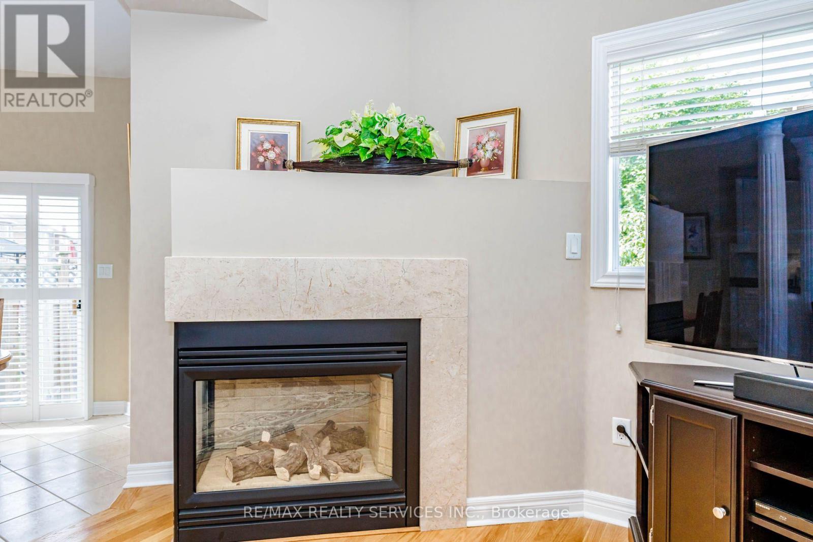 128 VALLEYWOOD BOULEVARD - 25