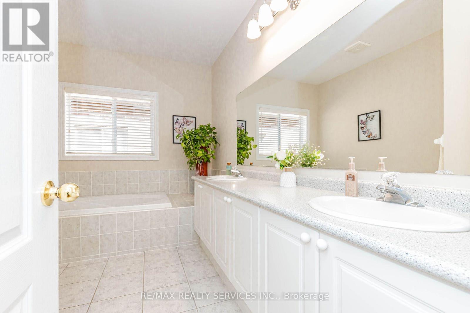 128 VALLEYWOOD BOULEVARD - 31
