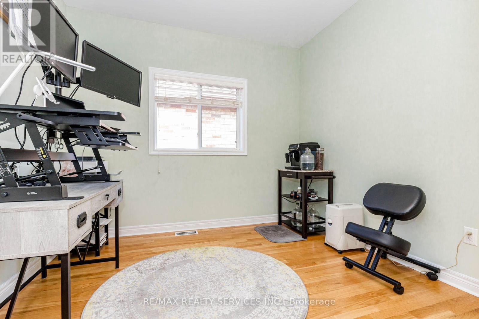128 VALLEYWOOD BOULEVARD - 37