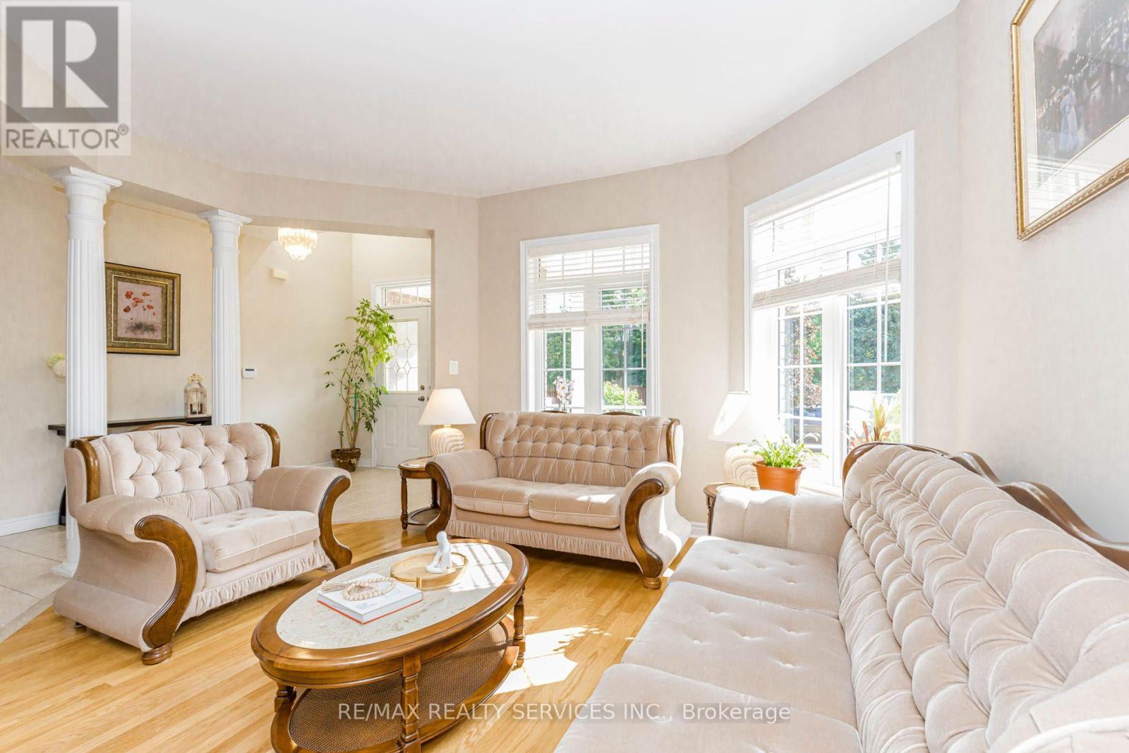 128 VALLEYWOOD BOULEVARD - 8