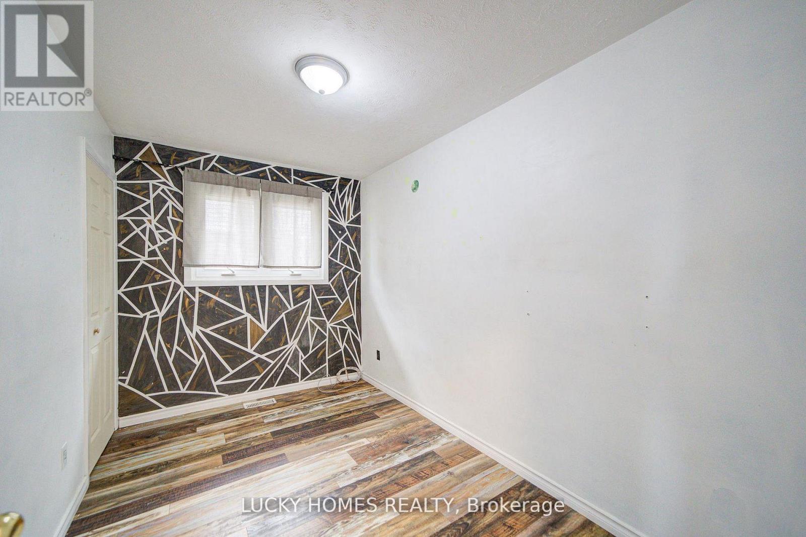 711 OTONABEE DRIVE - 15