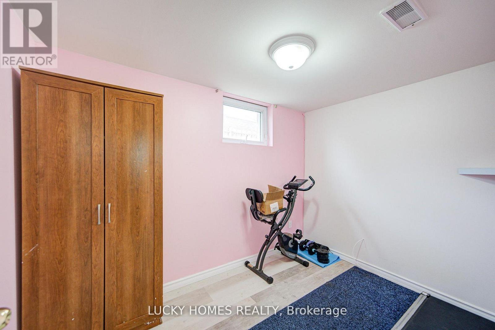 711 OTONABEE DRIVE - 24