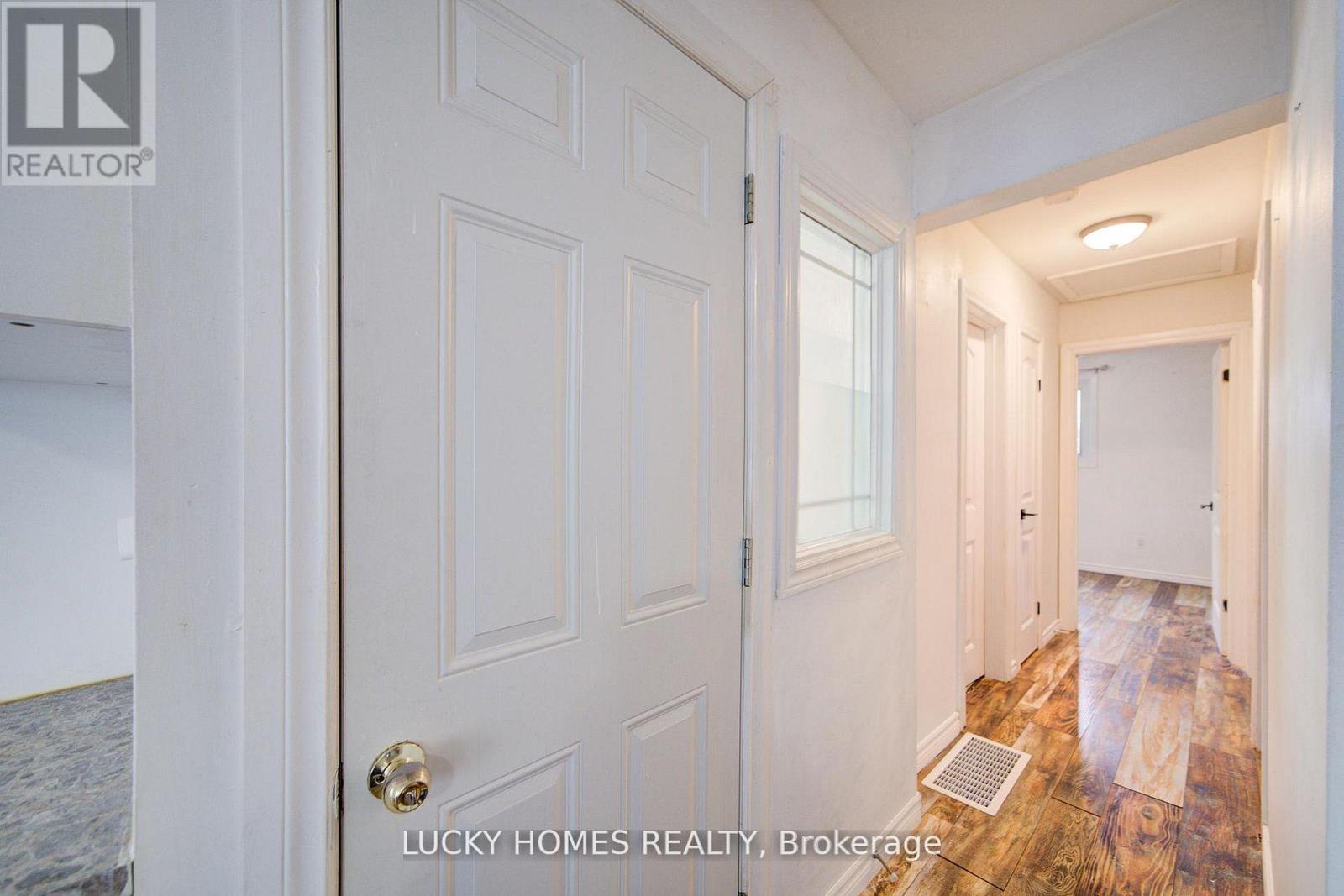 711 OTONABEE DRIVE - 32