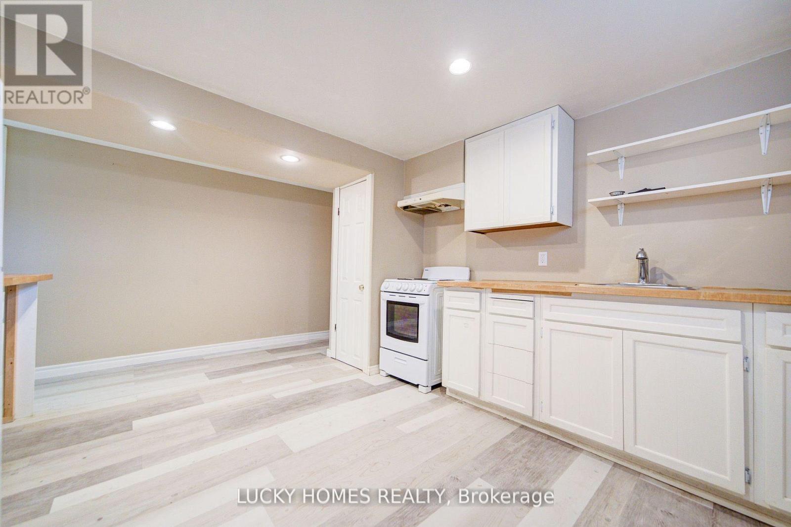 711 OTONABEE DRIVE - 37