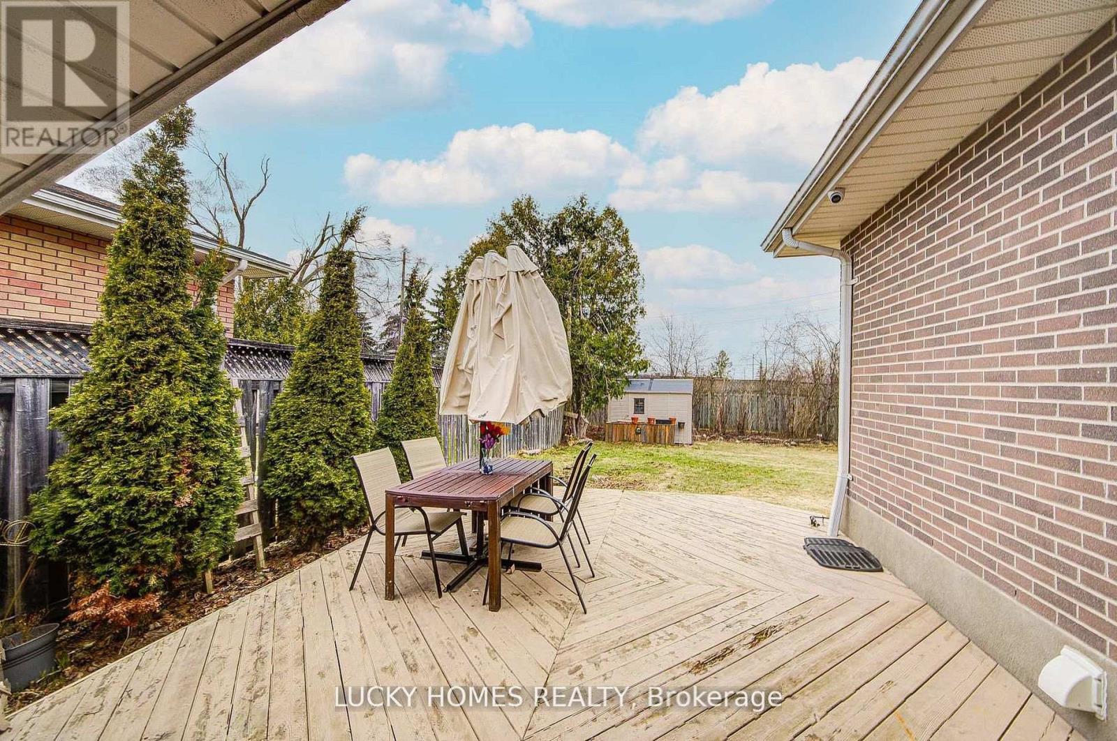 711 OTONABEE DRIVE - 39