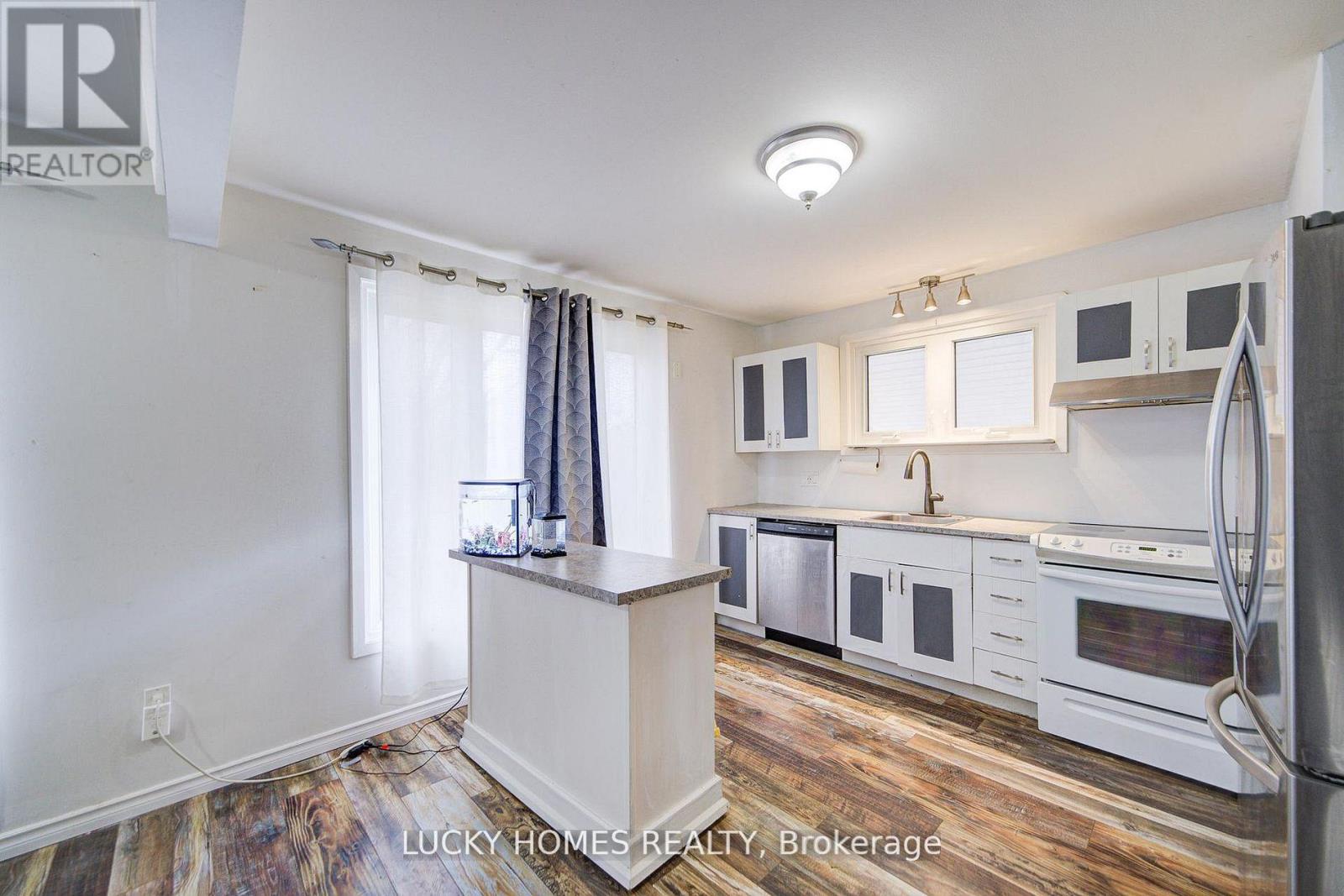 711 OTONABEE DRIVE - 7