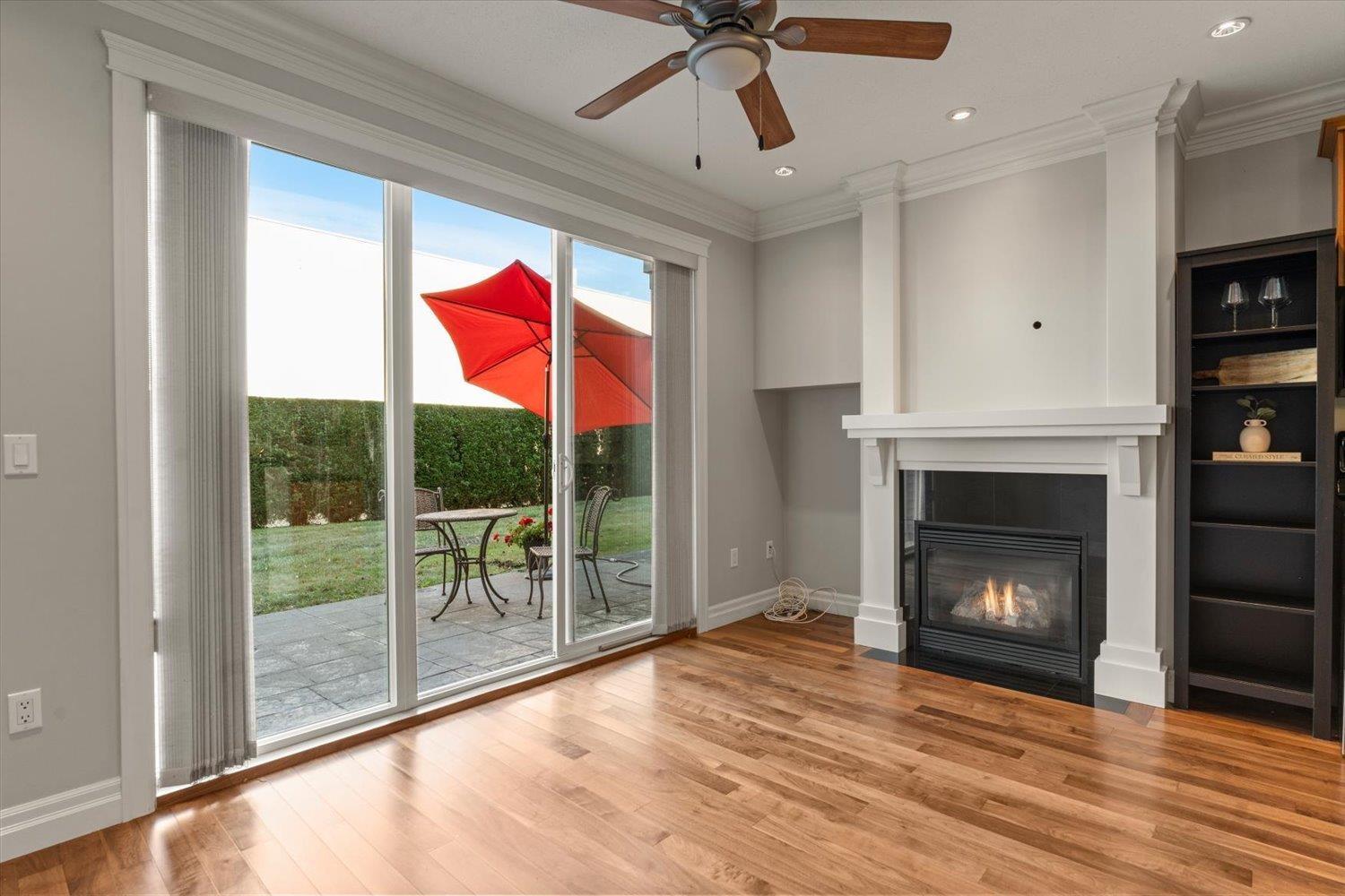 109B 45595 TAMIHI WAY, Garrison Crossing, Chilliwack