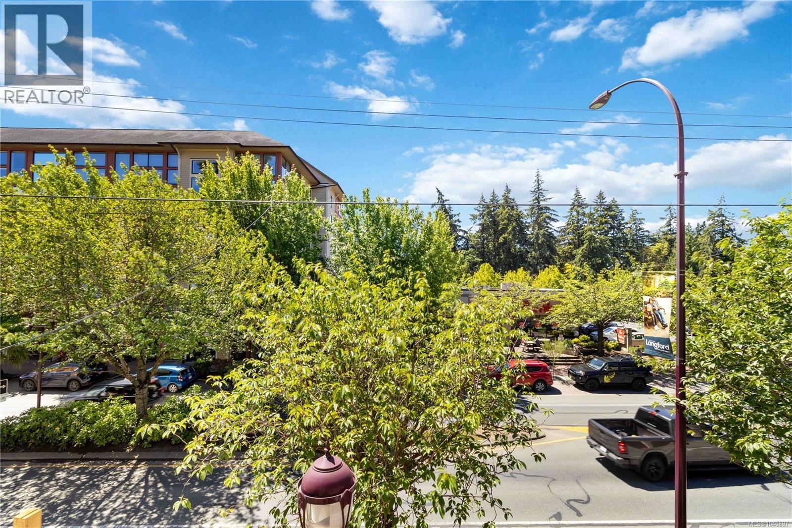#204 844 Goldstream Ave - Image 25