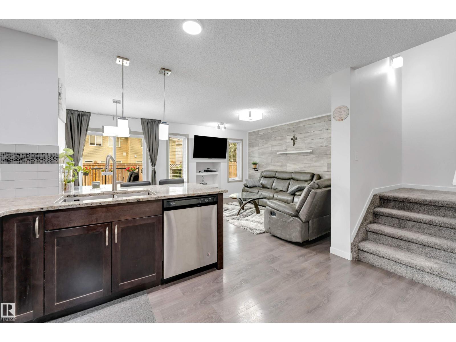 61 SPRINGWOOD WY - 8