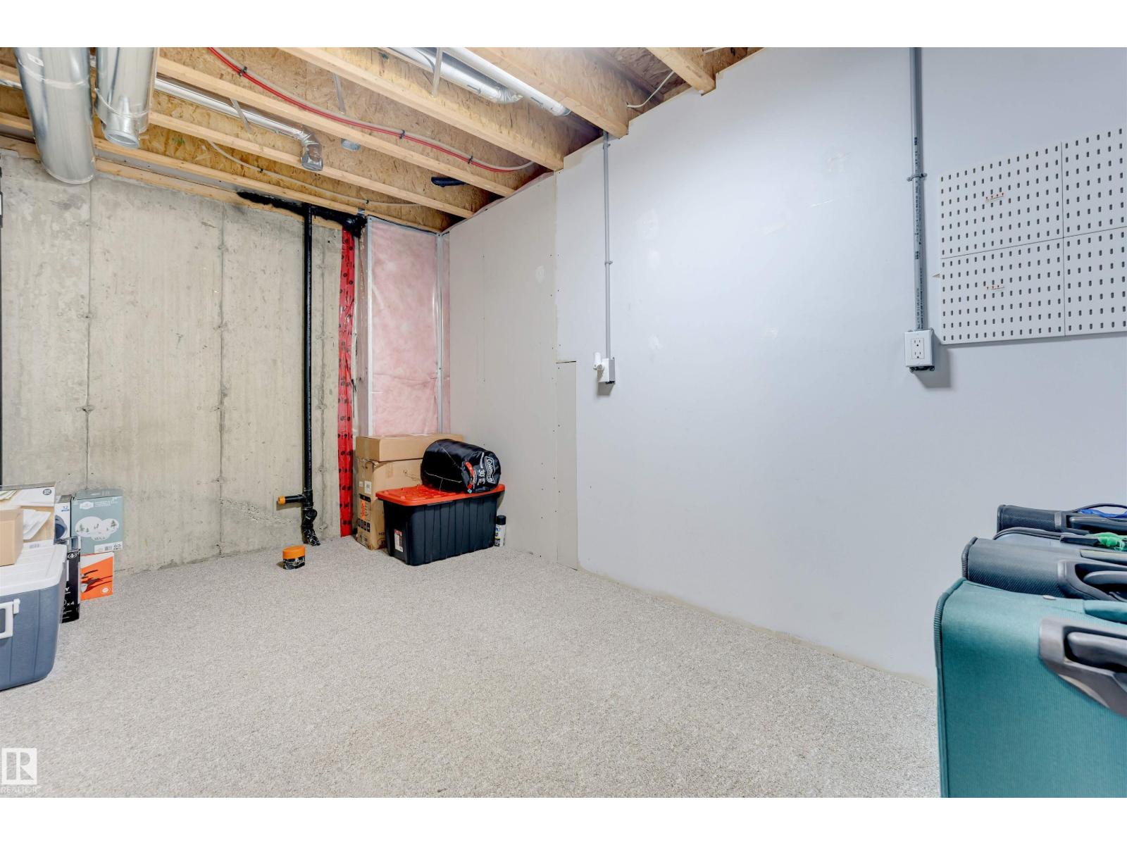 61 SPRINGWOOD WY - Image 32