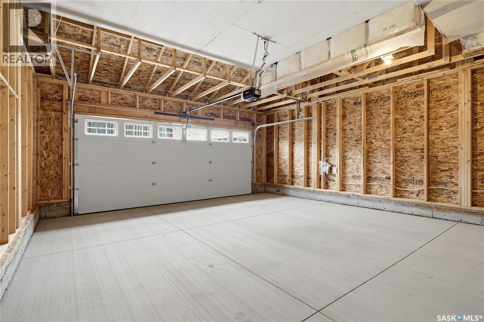 3180 Favel DRIVE - 36