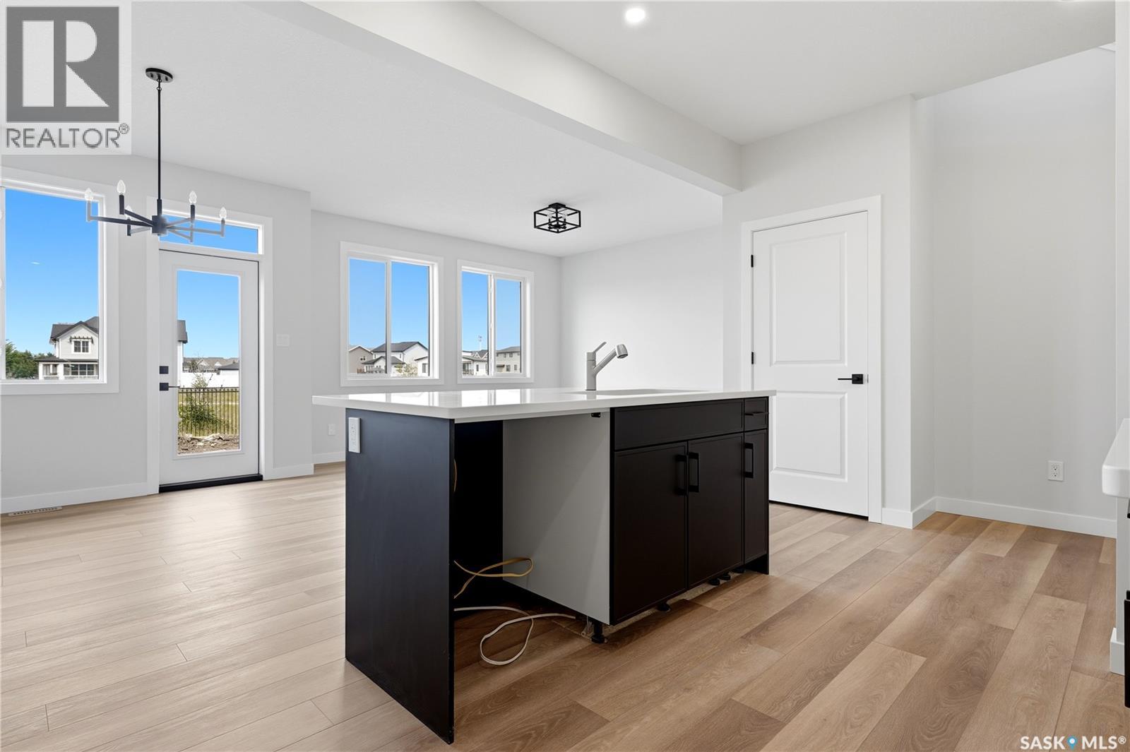 3180 Favel DRIVE - 7