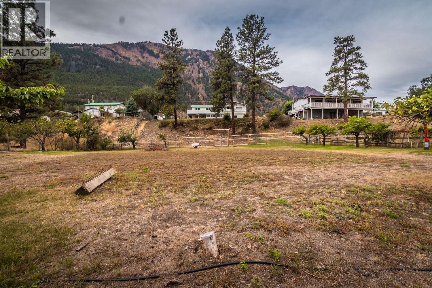 475 Davidson Crescent - 32