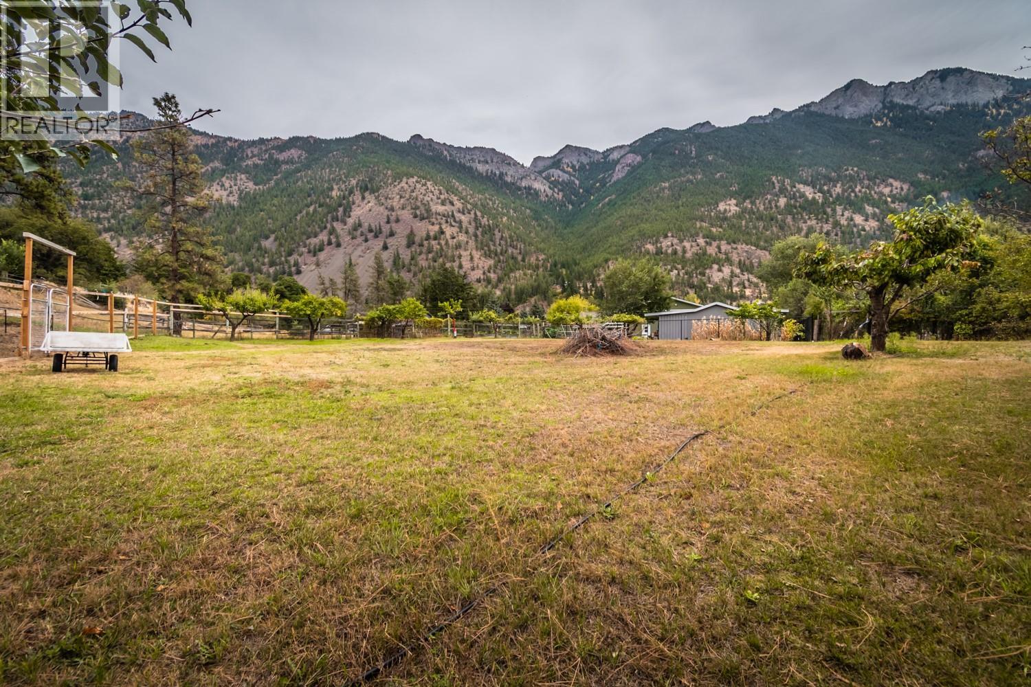 475 Davidson Crescent - 34