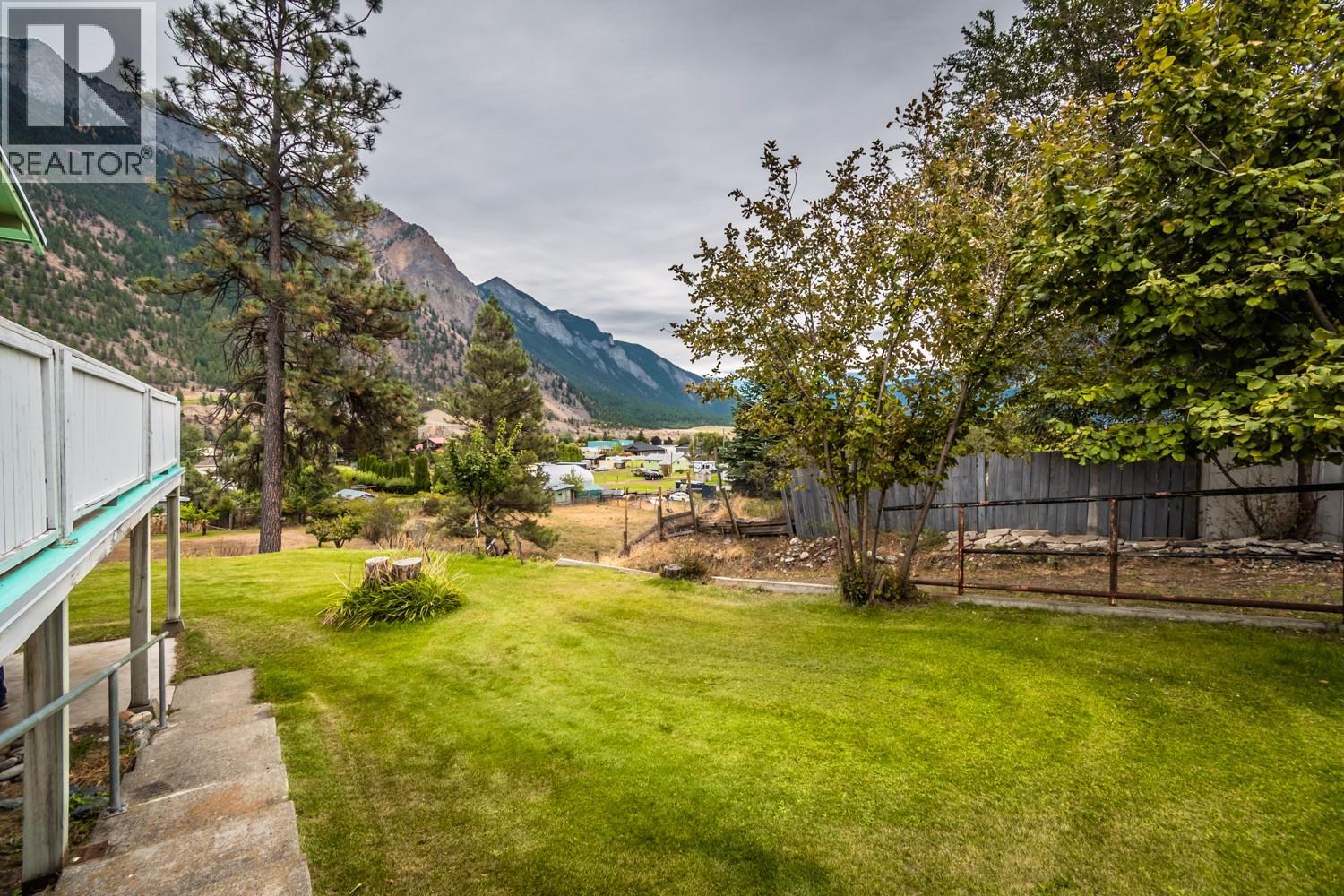475 Davidson Crescent - 46