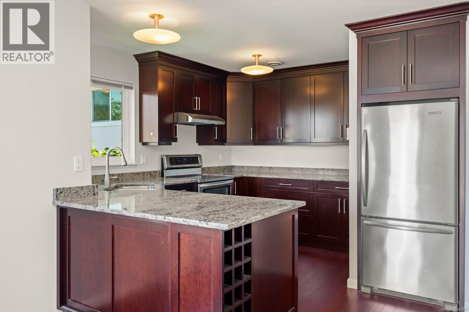 #12 930 Josephine Rd - 12