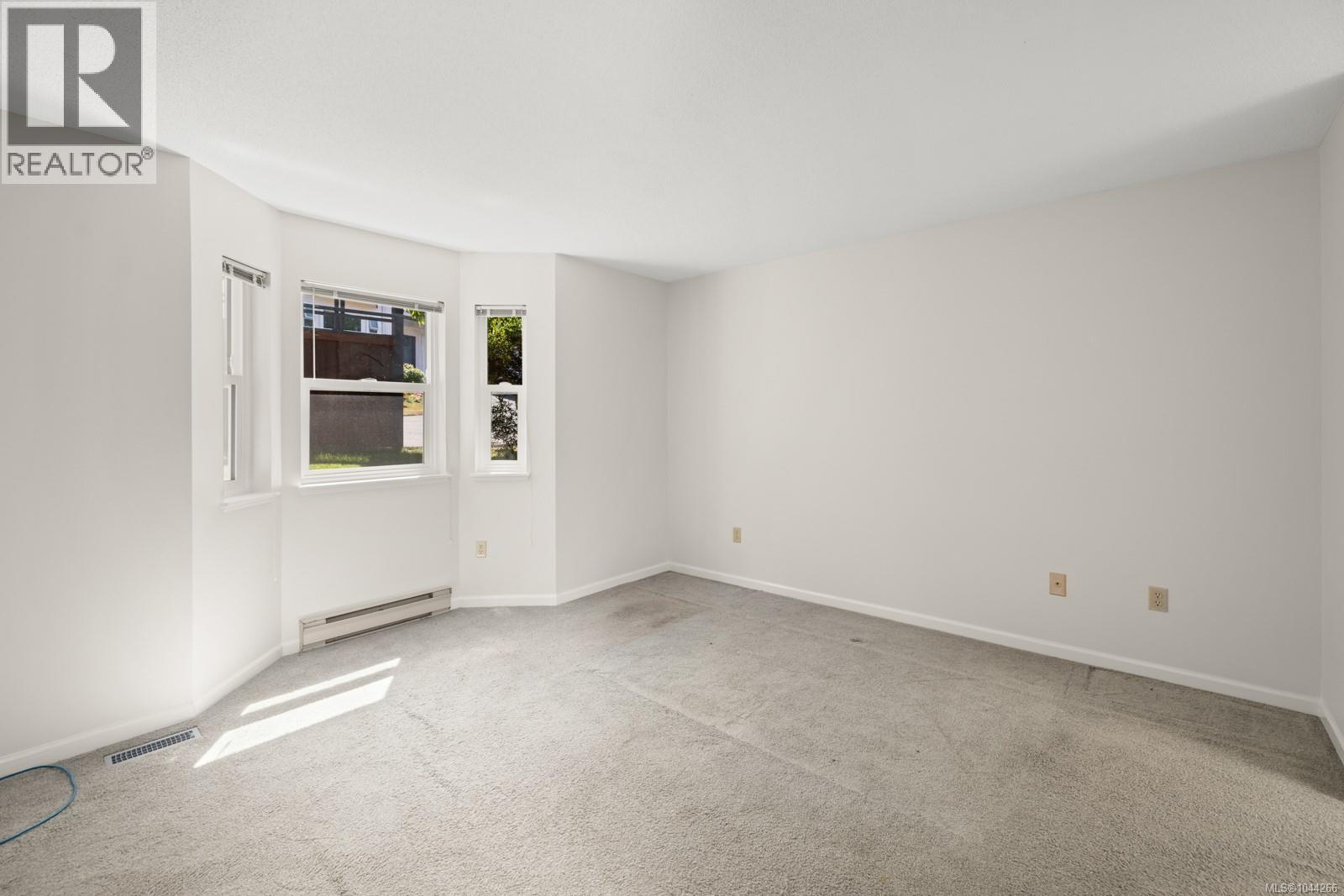 #12 930 Josephine Rd - 19