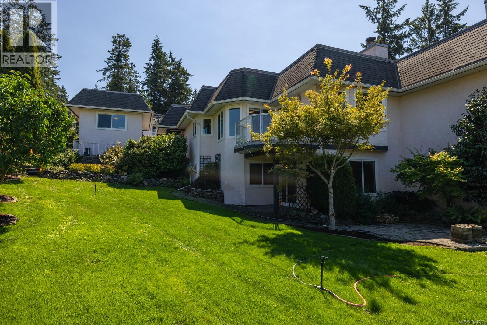 #12 930 Josephine Rd - 2