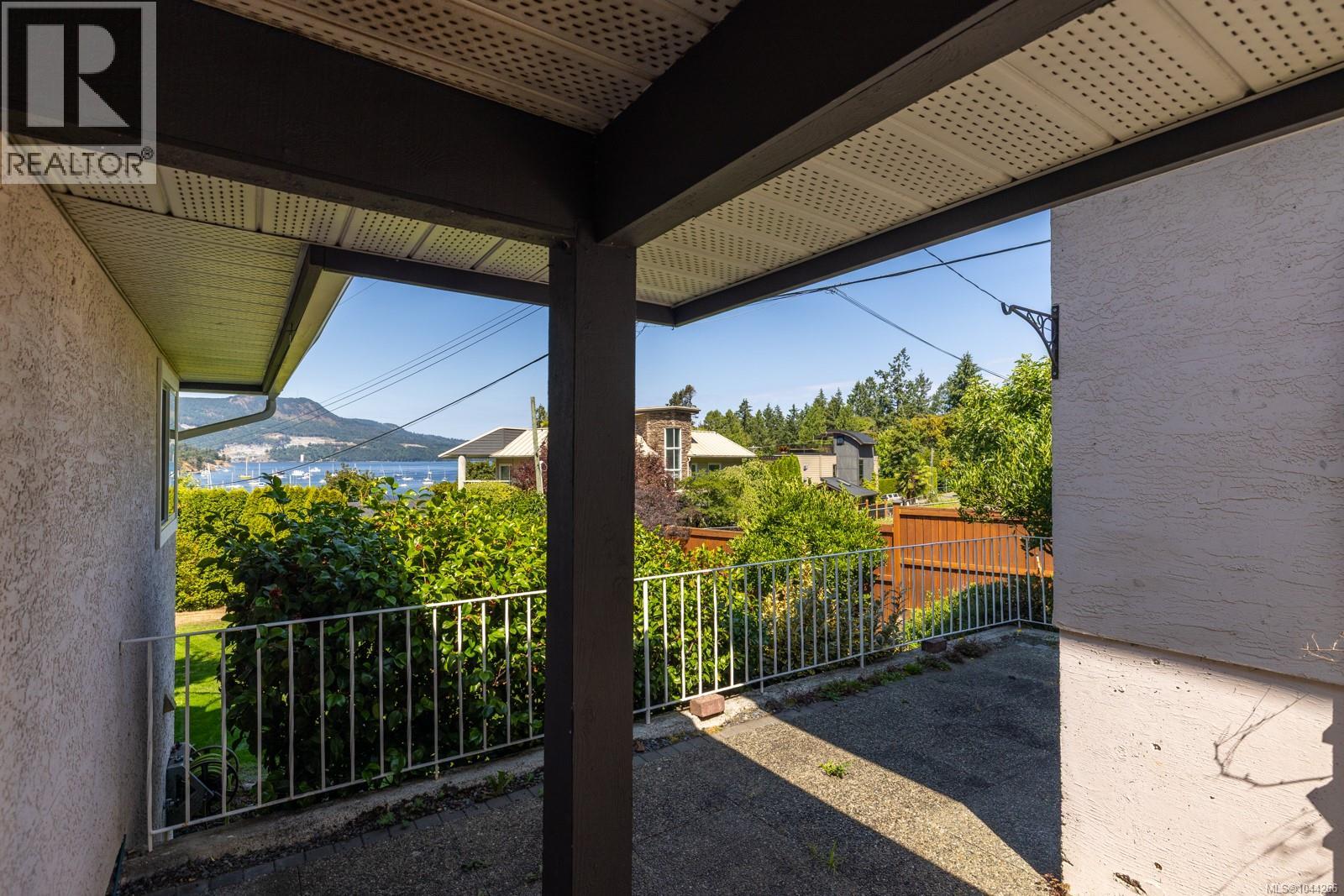 #12 930 Josephine Rd - 37