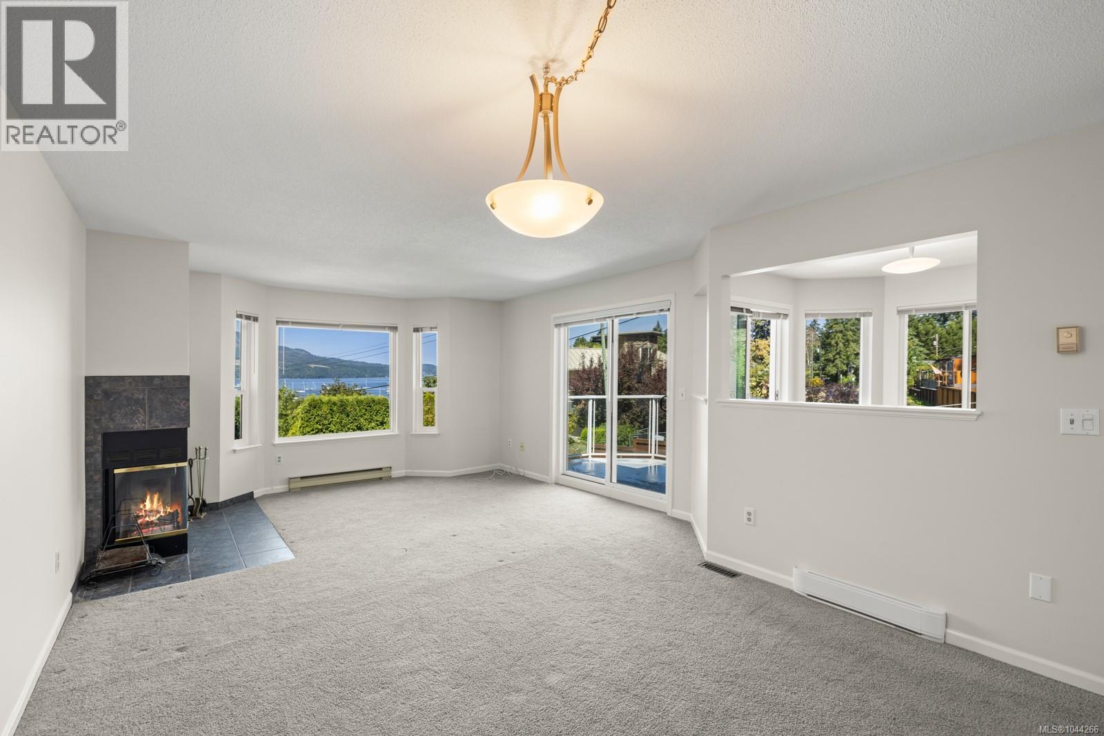 #12 930 Josephine Rd - 6