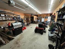 98088 39 E Road, Beaconia, MB R0E0B0 Photo 41