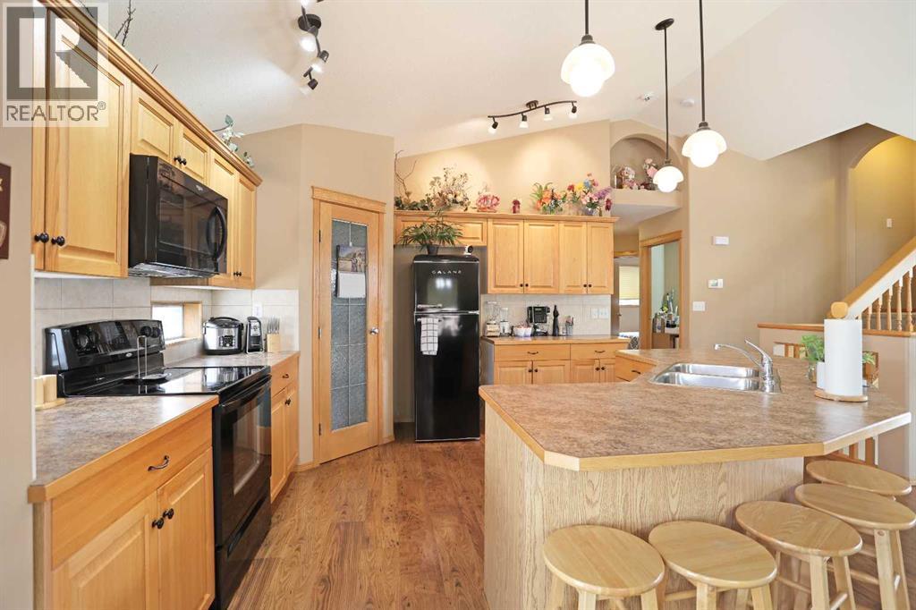 372 Lake Stafford Drive E - 12