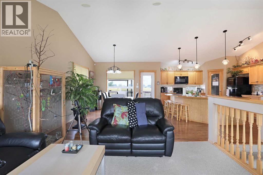 372 Lake Stafford Drive E - 7