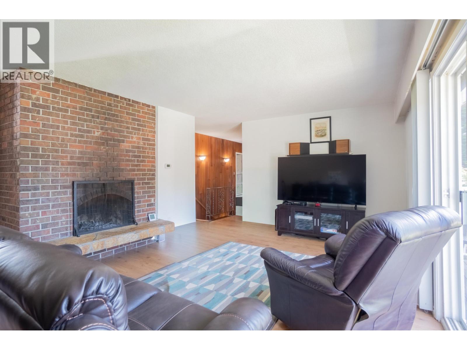 2930 SEFTON STREET, Port Coquitlam
