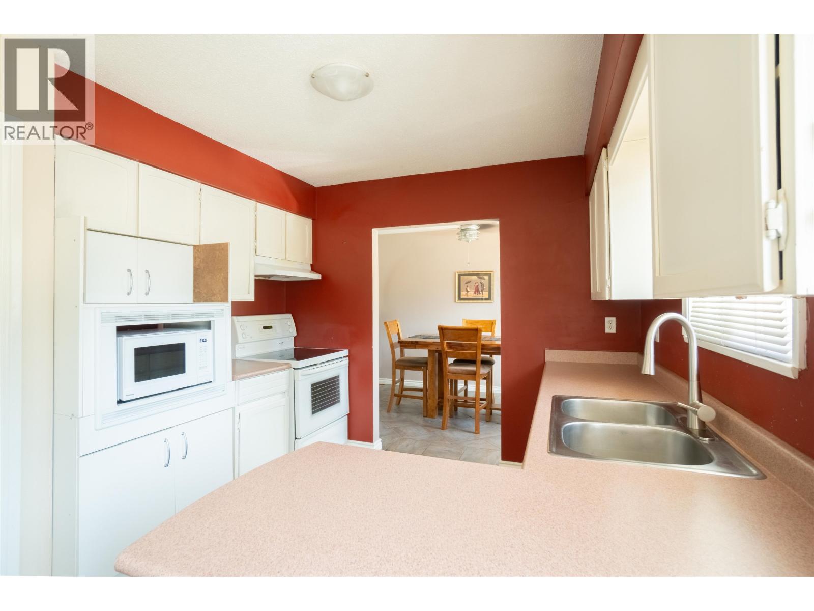 2930 SEFTON STREET, Port Coquitlam