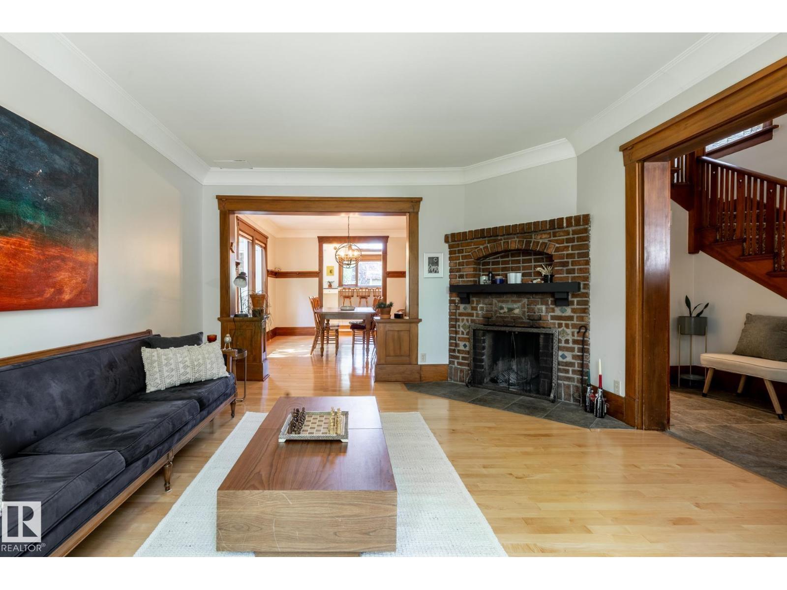 10024 147 ST NW - 11