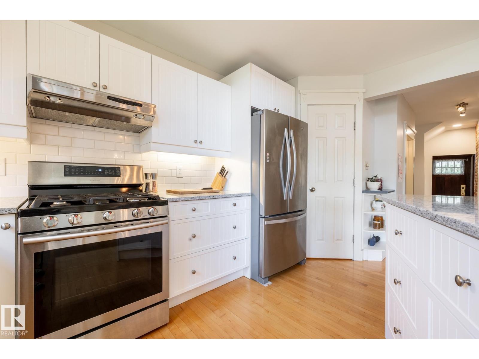 10024 147 ST NW - 36