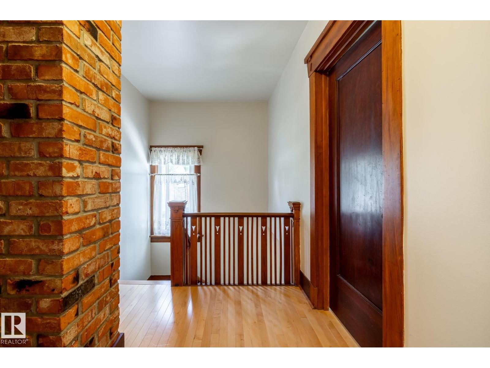 10024 147 ST NW - 49