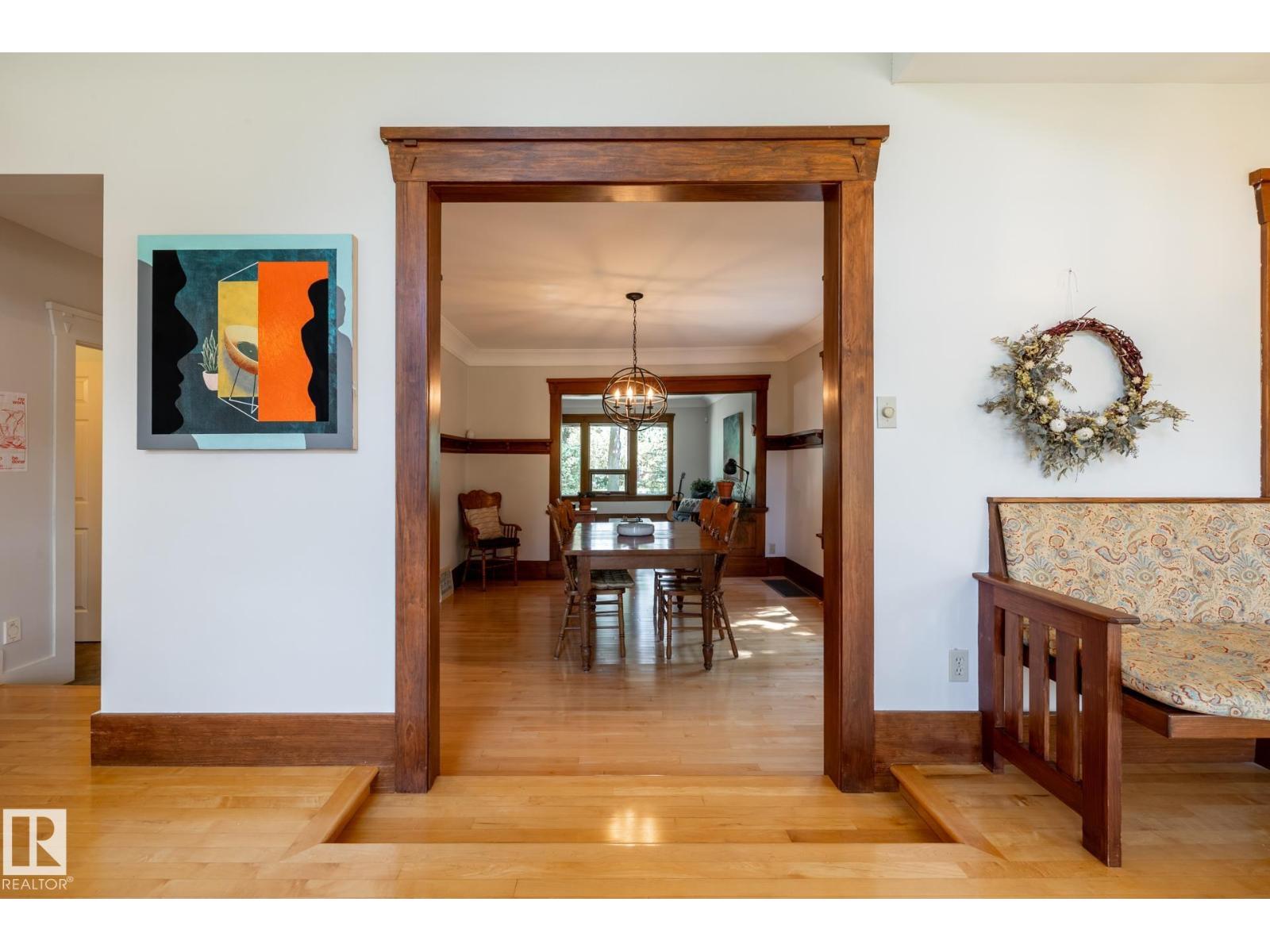 10024 147 ST NW - 30