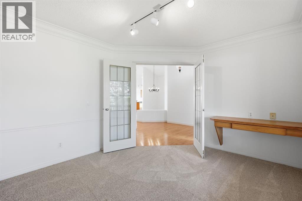 1 Gleneagles View, Cochrane