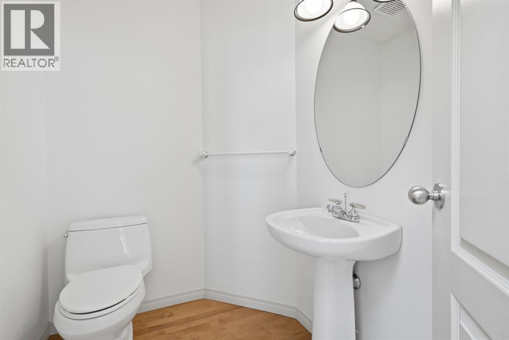 1 Gleneagles View, Cochrane