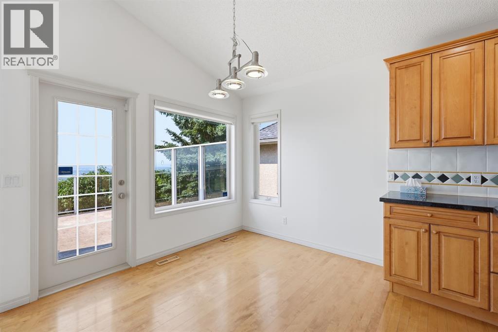 1 Gleneagles View, Cochrane