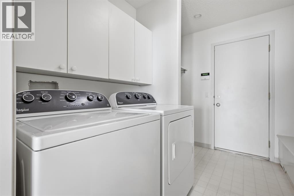 1 Gleneagles View, Cochrane
