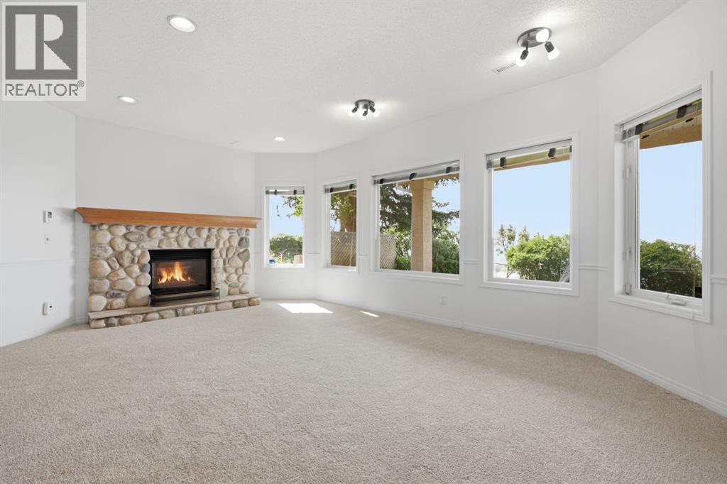 1 Gleneagles View, Cochrane