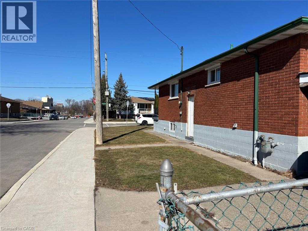 1224 DUNSMURE Road - 20