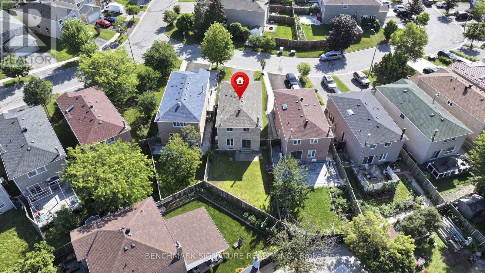 102 HARNESS CIRCLE - 38