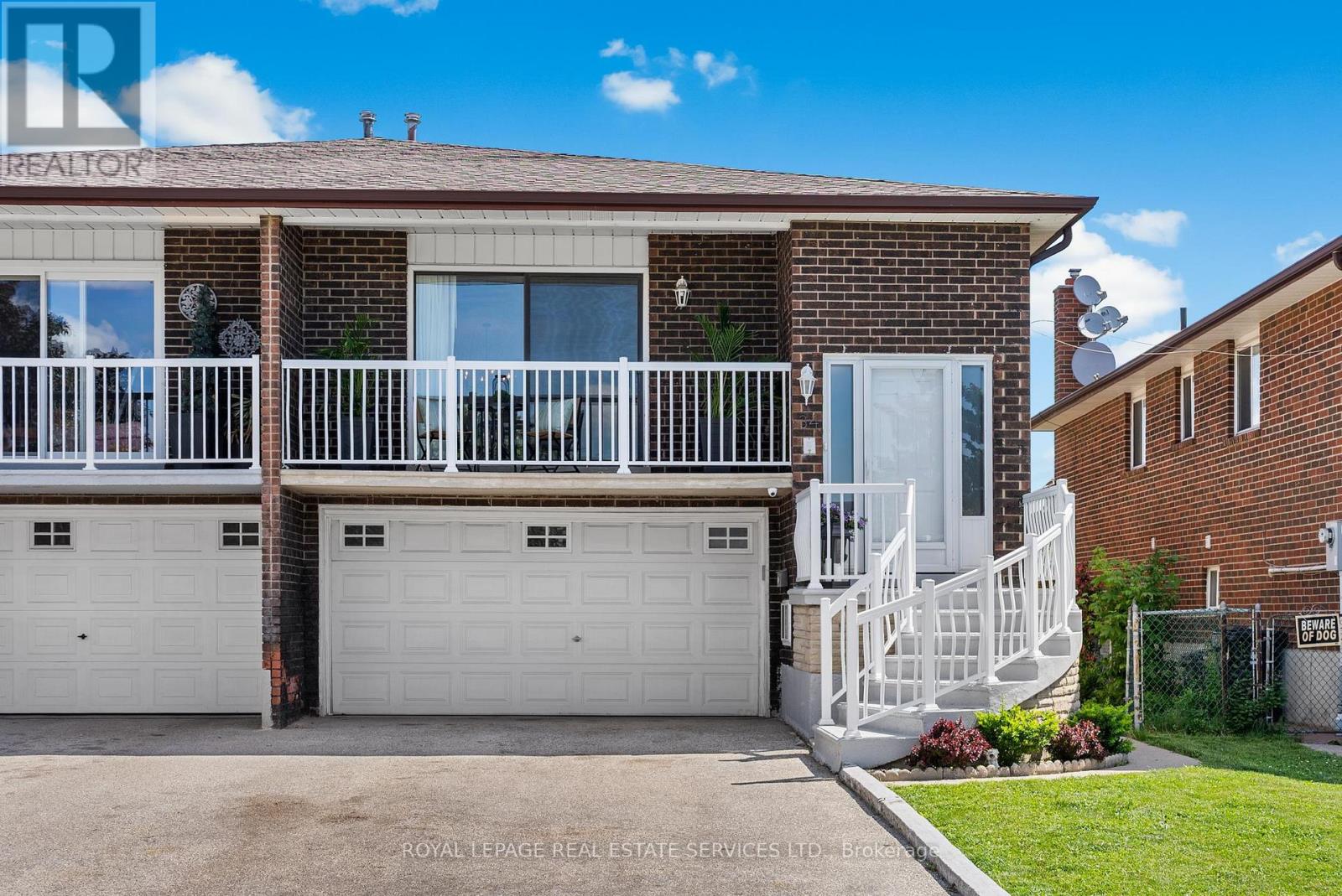 34 JOHN LINDSAY COURT - 48