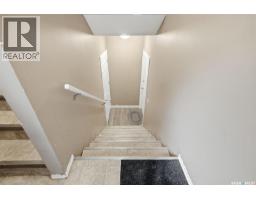 4pc Bathroom - 1957 Halifax Street, Regina, SK S4P1T6 Photo 12