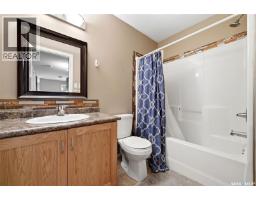 1957 Halifax Street, Regina, SK S4P1T6 Photo 26
