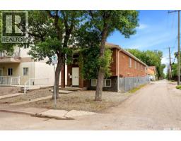 1957 Halifax Street, Regina, SK S4P1T6 Photo 33