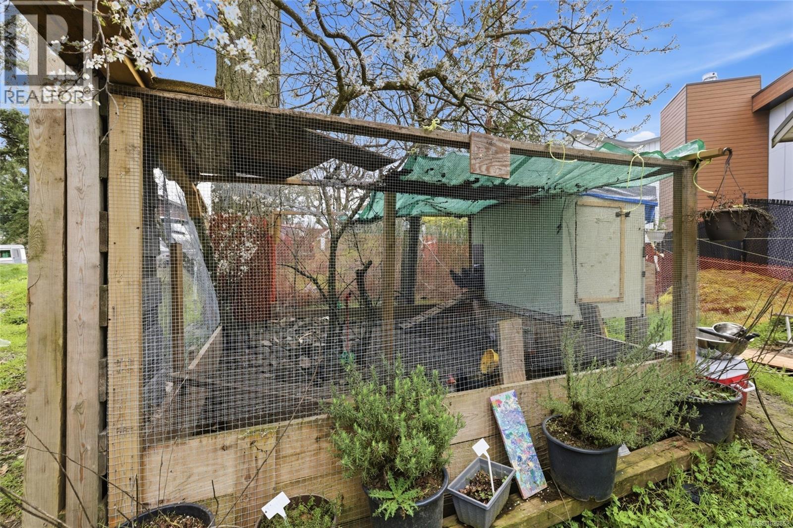 661 Marlisa Pl - 37